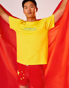 TRAJE DE BAÑO CORTO CINTURA ELÁSTICA POLIÉSTER RECICLADO REPREVE® BANDERA CHINA