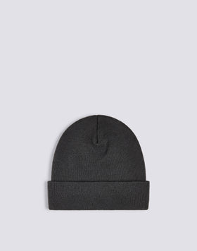 BEANIE WITH PATCH