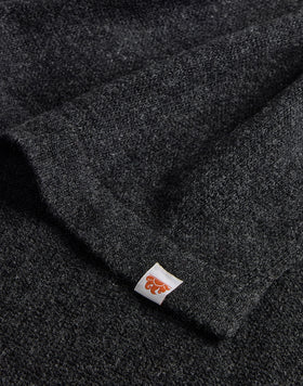 SOLID COLOR RIBBED SCARF