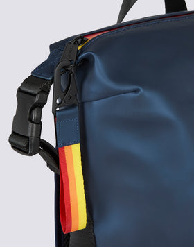 SAC À DOS AVEC FERMETURE ÉCLAIR SOUDÉE ET POIGNÉES RÉGLABLES REMBOURRÉES