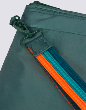 LUDWIG - BOLSO DE MANO CON DETALLES ARCOIRIS