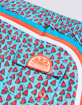 BAÑADOR CORTO CON CINTURA ELÁSTICA REPREVE® CON ESTAMPADO FRUIT FIESTA