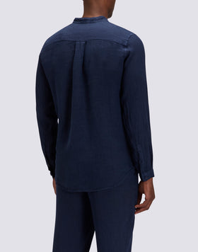 CAMISA DE HOMBRE CON CUELLO COREA DE LINO TEÑIDO EN PIEZA