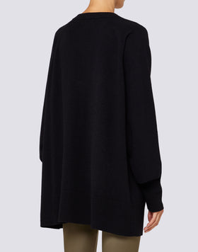 MAGLIONE CON SCOLLO A V