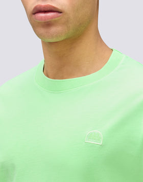 CAMISETA NEW DAY DE CUELLO REDONDO CON LOGOTIPO