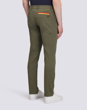 PANTALONES CHINOS DE SARGA ELÁSTICA