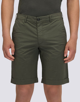 SHORT DE MARCHE HOMME EN POPLIN EXTENSIBLE TEINTE EN PIÈCE