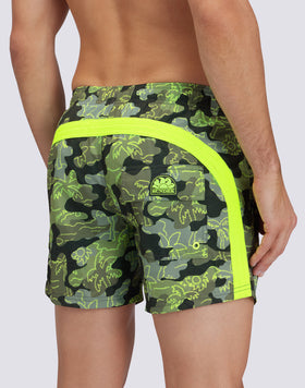 REPREVE® TRAJE DE BAÑO CORTO CON CINTURA ELÁSTICA Y INSIDE PALM ESTAMPADO
