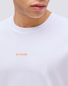 CAMISETA CON ESTAMPADO DE PALMERAS