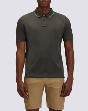 POLO HOMME EN PIQUET DE COTON PIMA AVEC LOGO BRODÉ