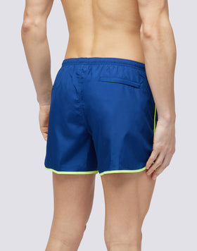 SHORT SWIMSHORTS WITH ELASTIC WAIST AND ROUND SIDE SLITS