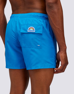 TRAJE DE BAÑO CORTO CON CINTURA ELÁSTICA REPREVE® DE POLIÉSTER RECICLADO