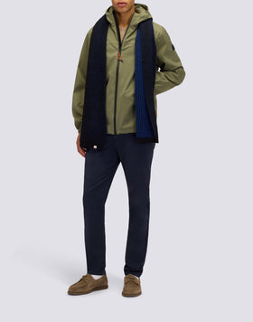 VESTE COURTE À CAPUCHE POUR HOMME EN TISSU CONTRE-COLLAGE