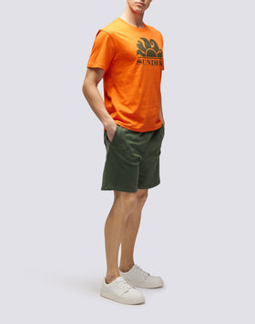 WALKSHORT CON LOGOTIPO EN RELIEVE