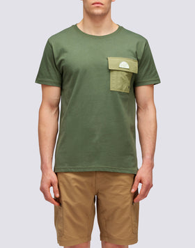 T-SHIRT CON TASCA IN NYLON