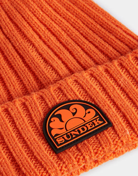 BONNET POUR ENFANT À CÔTES AVEC LOGO
