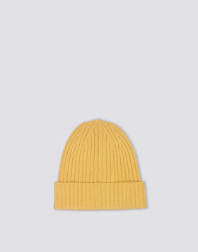 GORRO CON PARCHE ICÓNICO