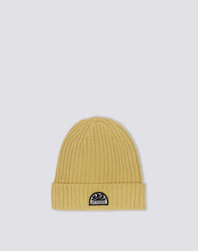 GORRO CON PARCHE ICÓNICO