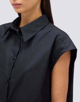 SLEEVELESS POPLIN SHIRT