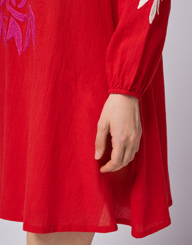 VESTIDO CORTO BORDADO