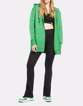 PANTALON AVEC ZIP SUR LE CÔTÉ
