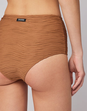 HIGH-WAISTED WAVE-EFECT CULOTTE SLIPS